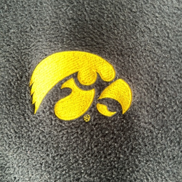 Columbia Iowa Hawkeyes fleece vest - Picture 3 of 4